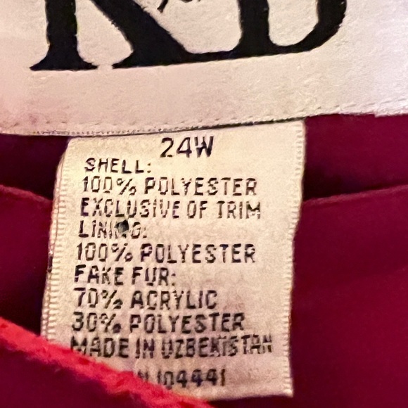 K B Vintage 1980s Red Beaded Suit Jacket and Skirt with faux fur size 24 - Picture 7 of 9